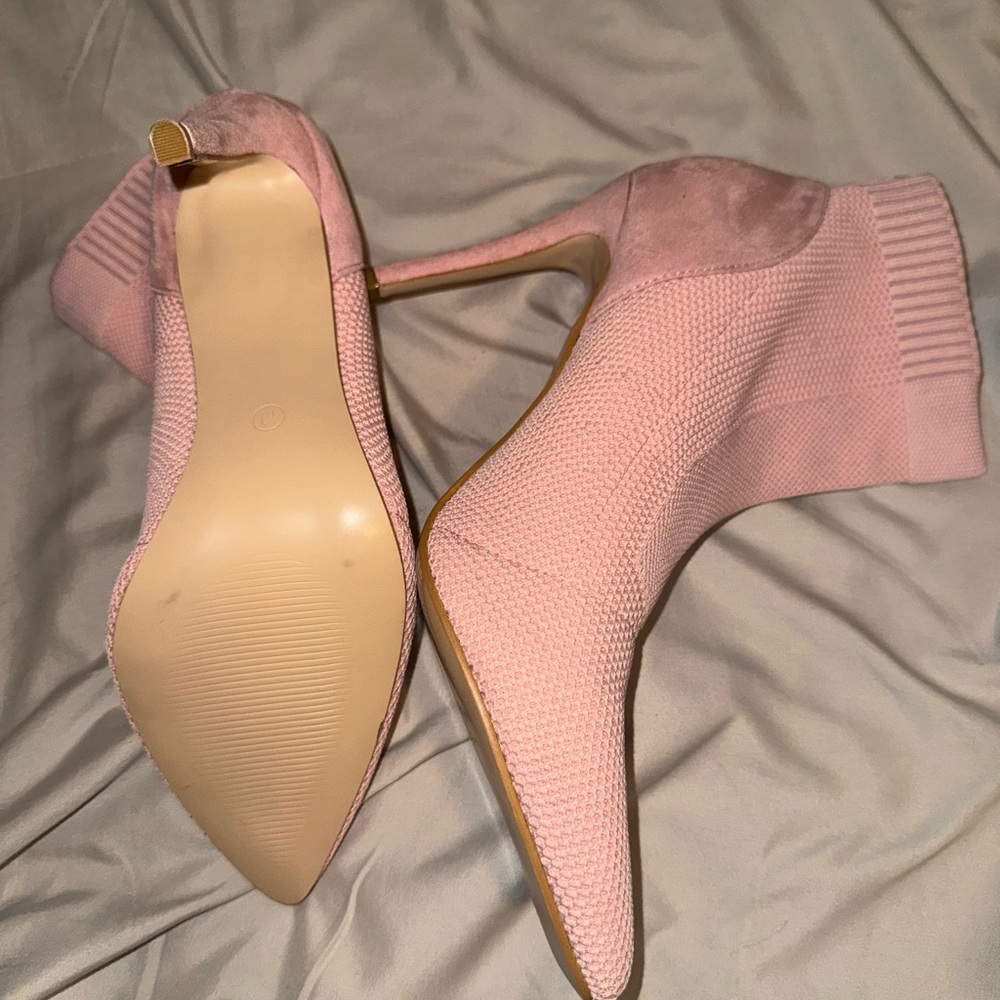 Elegant Pink Women's Booties